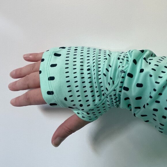 Under Armour ColdGear Crew Neck Long-sleeve Shirt - Mint Green (Size XL) - EUC - Picture 4 of 5